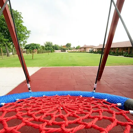 Relax Apartmanhaz דירה Mórahalom