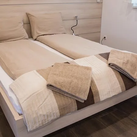 Relax Apartmanhaz דירה Mórahalom