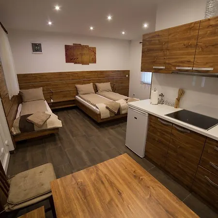 דירה Relax Apartmanhaz *