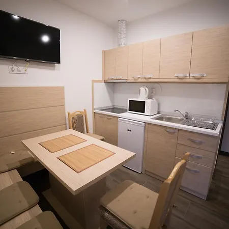 Relax Apartmanhaz *
